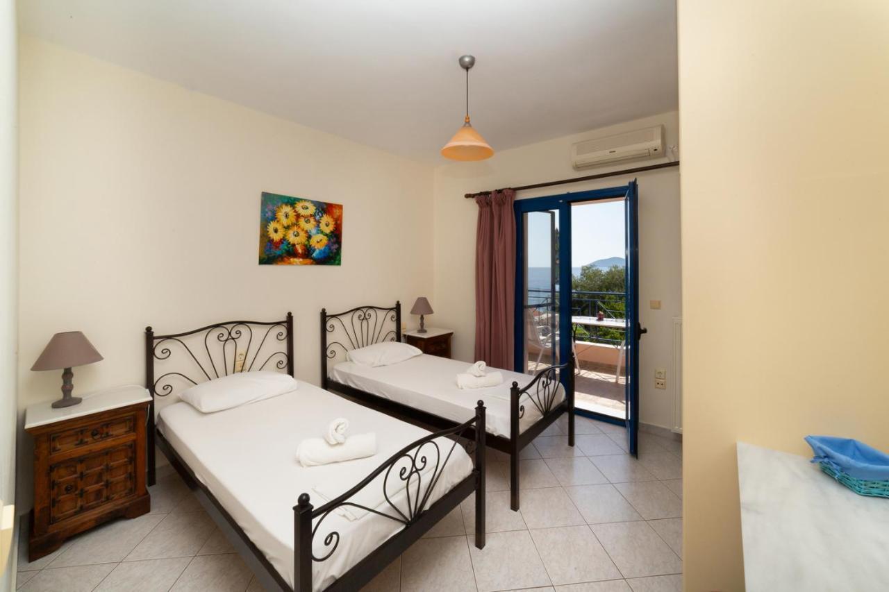 Natassa Apartments Agia Efimia Exterior foto