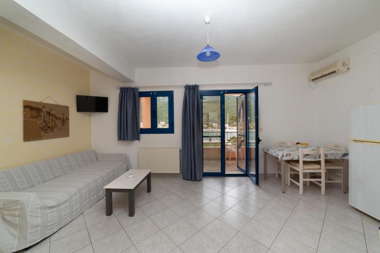 Natassa Apartments Agia Efimia Exterior foto